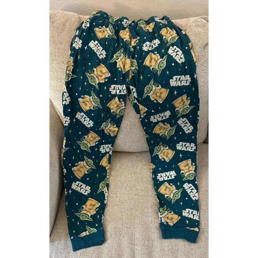 Baby Yoda Men's Green Jogger Sweatpants. Size Large Super Comfy. NWOT Never Worn